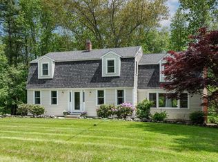 12 Dumbarton Oaks, Stratham, NH 03885