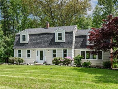 12 Dumbarton Oaks, Stratham, NH, 03885