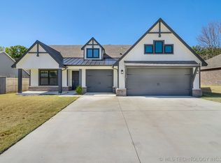 14330 S Harvard Pl, Bixby, OK 74008