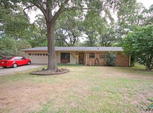 2106 Woodhaven Dr, Tyler, TX 75701