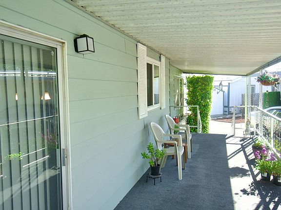 4th image of 41 Plymouth Way