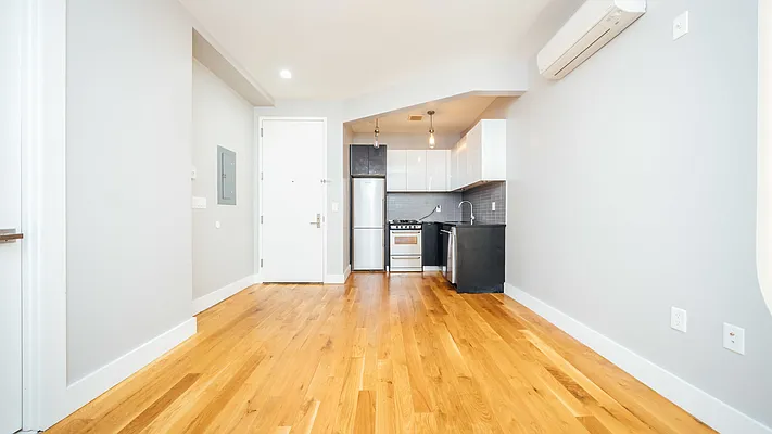 Rented by Nooklyn NYC LLC | media 1