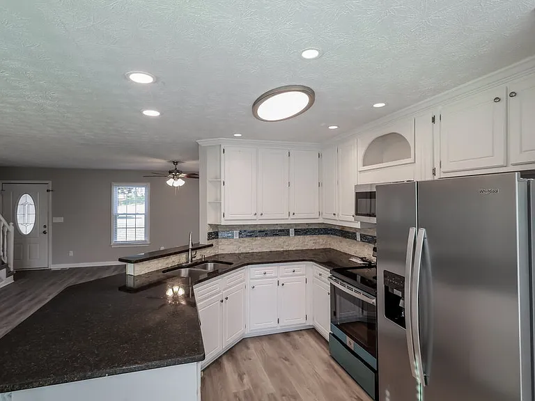 700 Allens Landing Dr — Photo 5