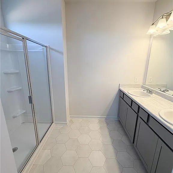 1011 Stiles Ct — Photo 9