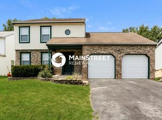 1923 Westbrook Village Dr, Columbus, OH 43228