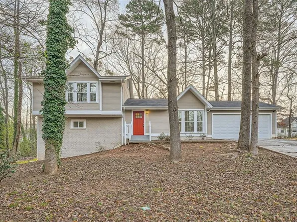 2436 Wilshire Ct, Decatur, GA 30035