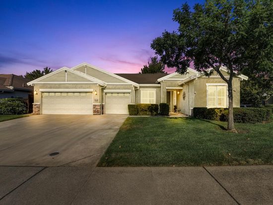 2822 Springfield Dr, Rocklin, CA 95765
