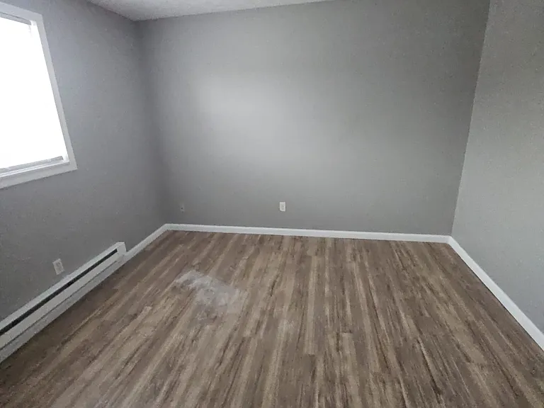 619 Root Rd — Photo 15