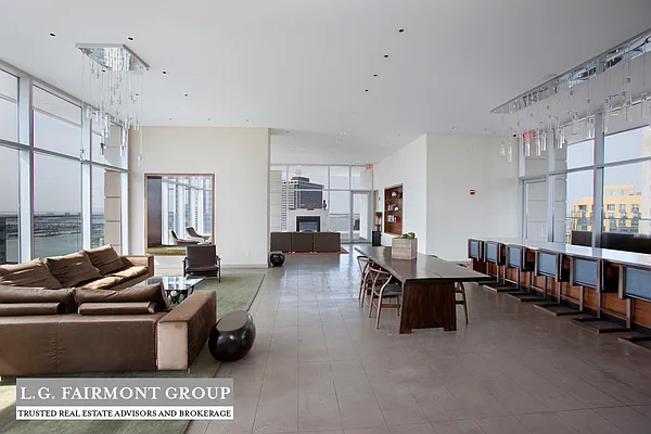 Sold by LG Fairmont Group | media 2