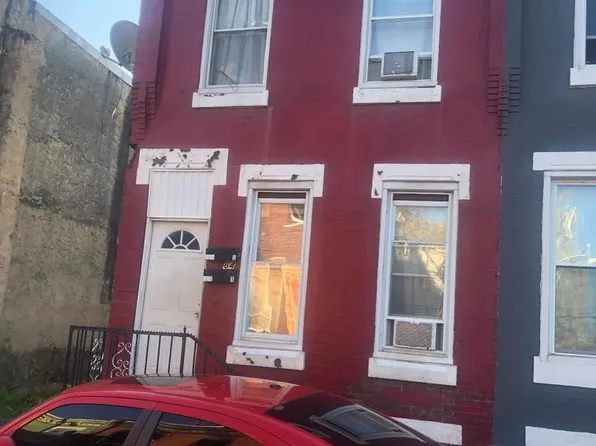 2364 N Bouvier St, Philadelphia, PA 19132