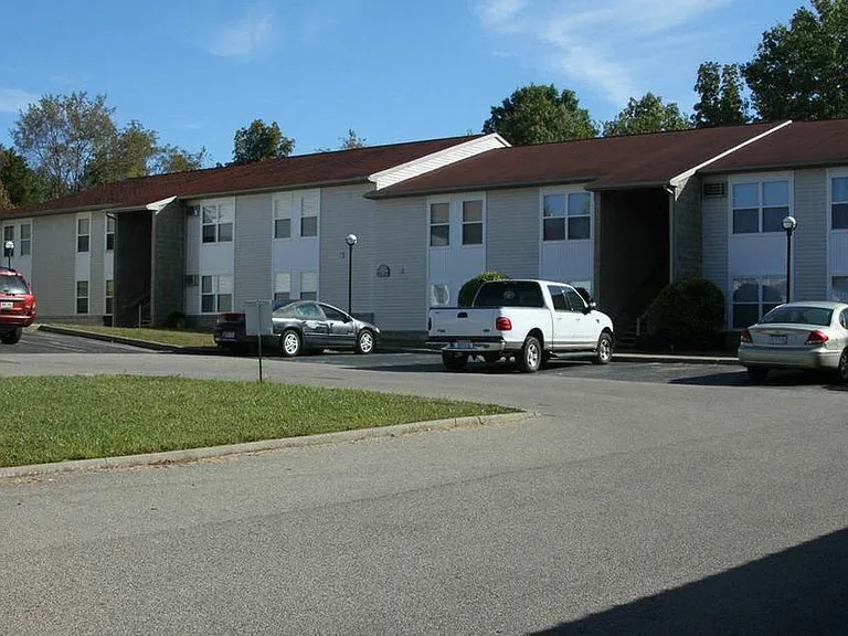 Jordyn Terrace Apartments — Photo 8