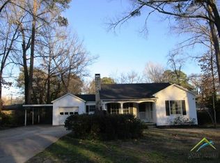 2210 S Martin St, Kilgore, TX 75662