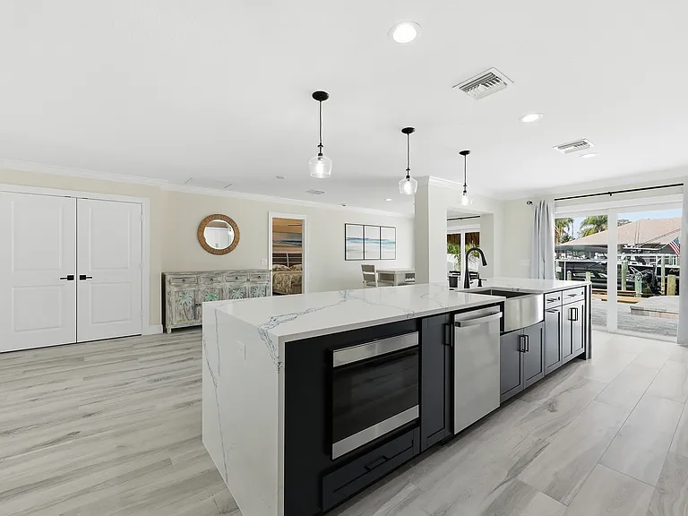 SW Seahawk Way — Photo 20