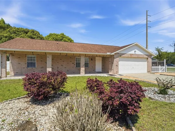 2970 Newmark Dr, Deltona, FL 32738