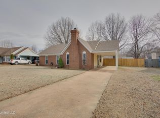 7424 Wrenwood Dr, Southaven, MS 38671