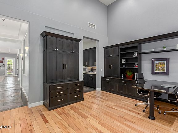4th image of 9233 E VIA DE VAQUERO Drive