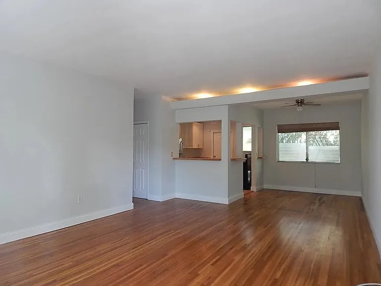 1200 Marseille Dr — Photo 8