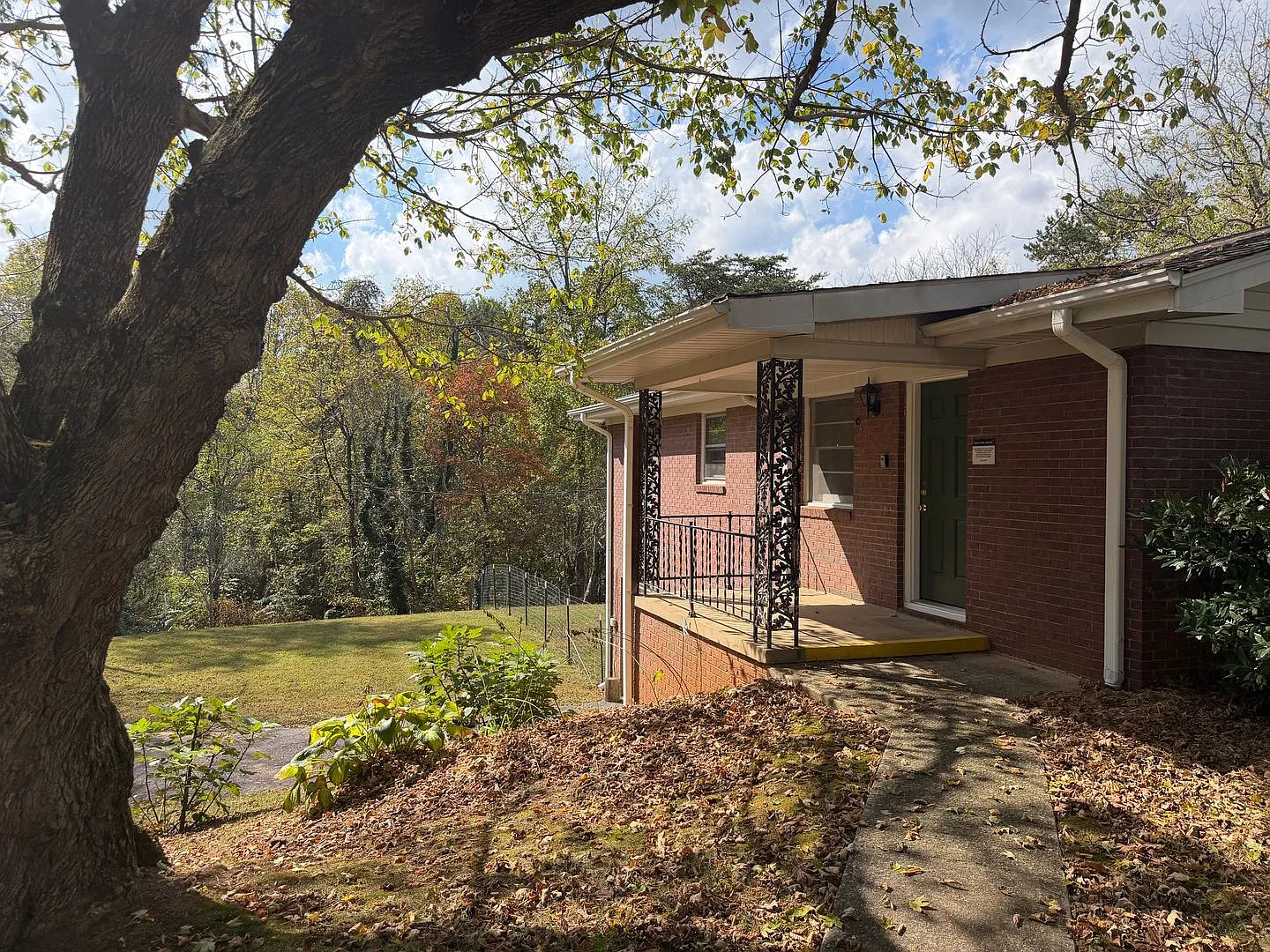 West AVL - Clean, Spacious 2/1 Ready Now! — Photo 1