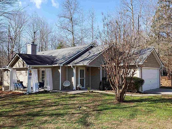 2nd image of 148 Esther Ln