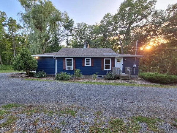 1803 Delaware Turnpike, Delmar, NY 12054