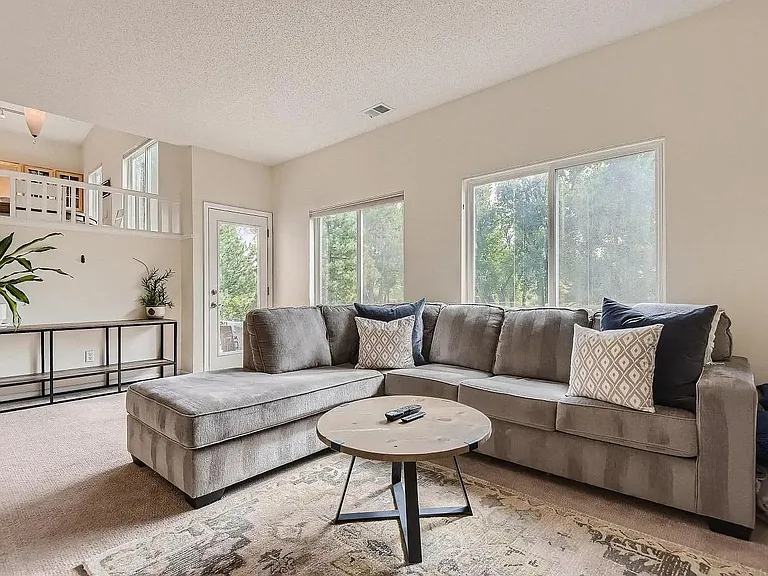 20828 Willowbend Ln — Photo 12