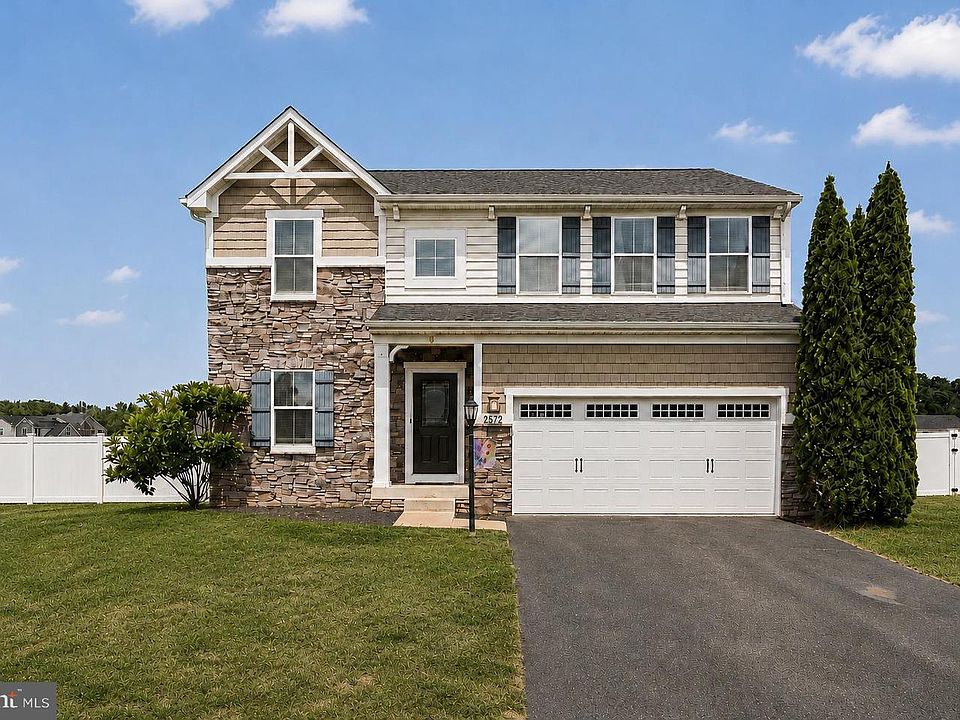 1st image of 2527 Cornell Dr