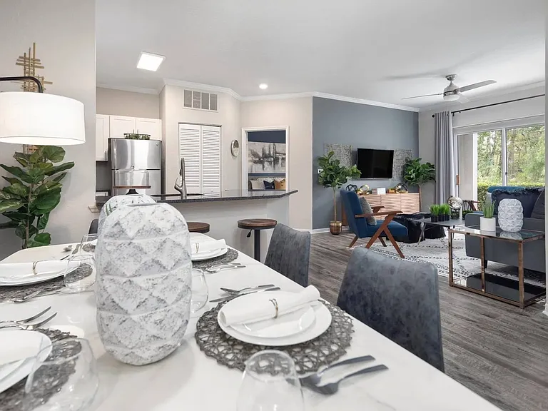 Mezza Premier Apartments — Photo 18