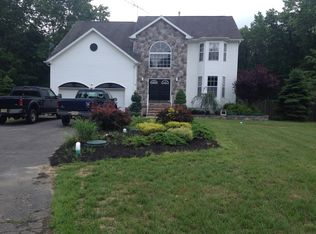 11 Tall Oaks Dr, Jackson, NJ 08527