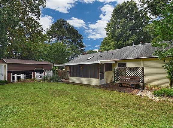 5th image of 5928 Falstaff Dr