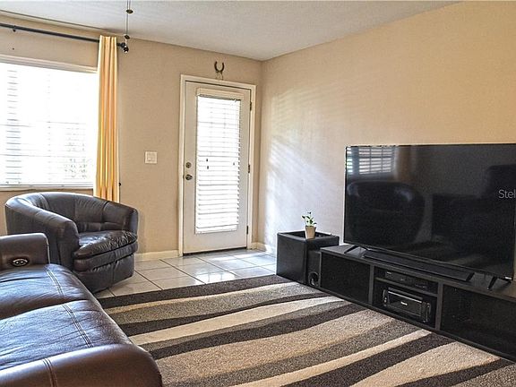 5th image of 3604 Lost Pine Way #3604