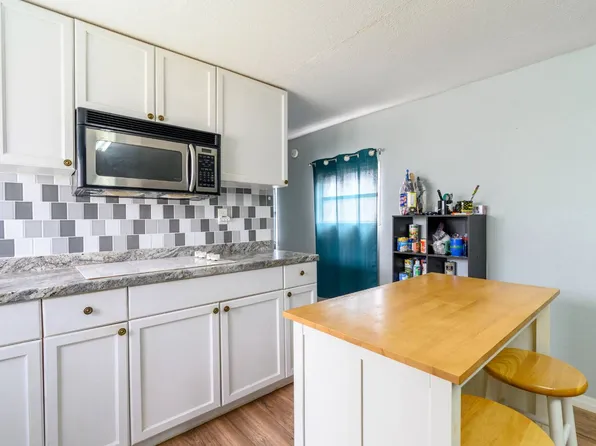 12344 Seminole Blvd #4, Largo, FL 33778