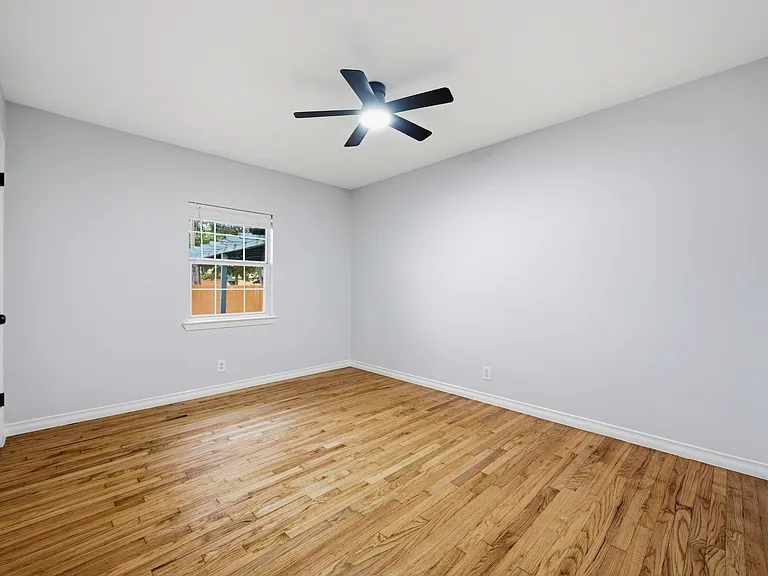 1206 Bandera Ln — Photo 14