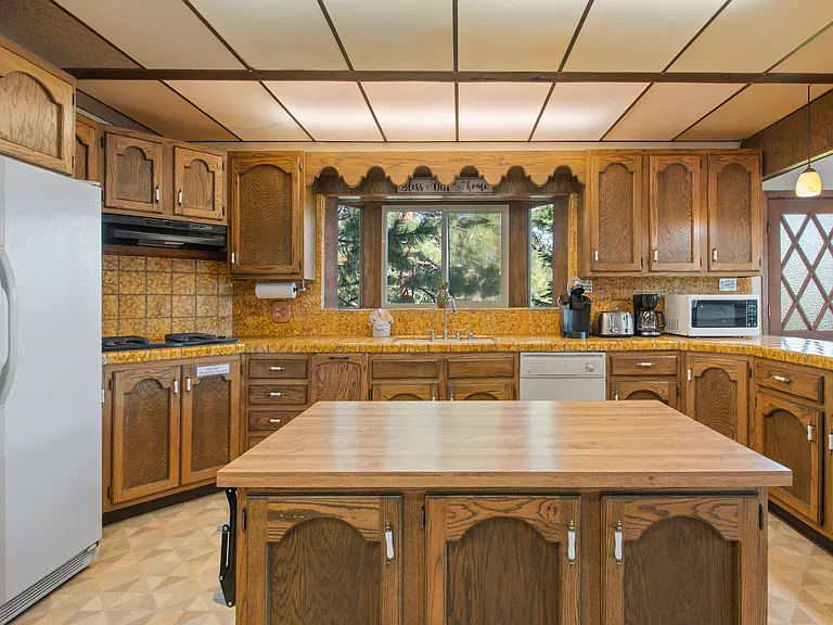 610 Don Dr #2 — Photo 10