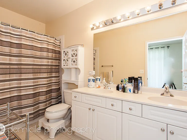 1421 S Halsted St #2B — Photo 11