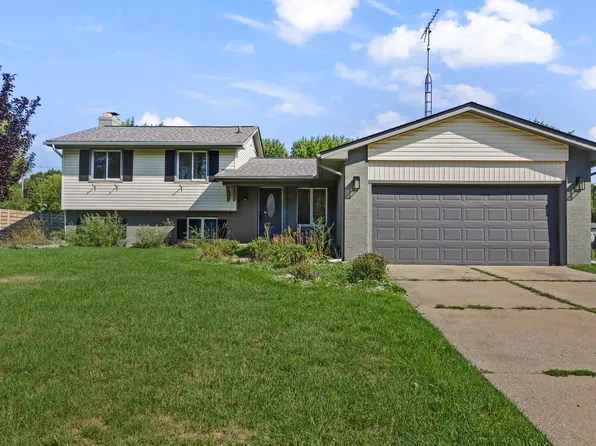 1329 Rollins St, Grand Blanc, MI 48439