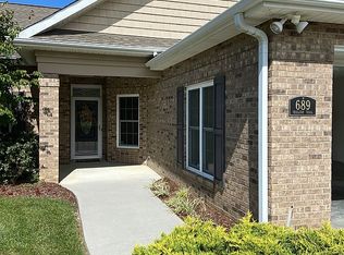 689 Trillium Trl, Johnson City, TN 37604