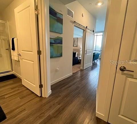 3rd image of 101 W Livingston St
