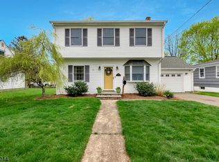 206 E Valley View Ave, Hackettstown, NJ 07840