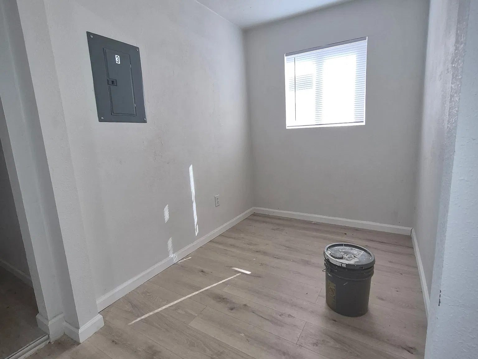 3 bed, 1000 sqft, $1,750 — Photo 4