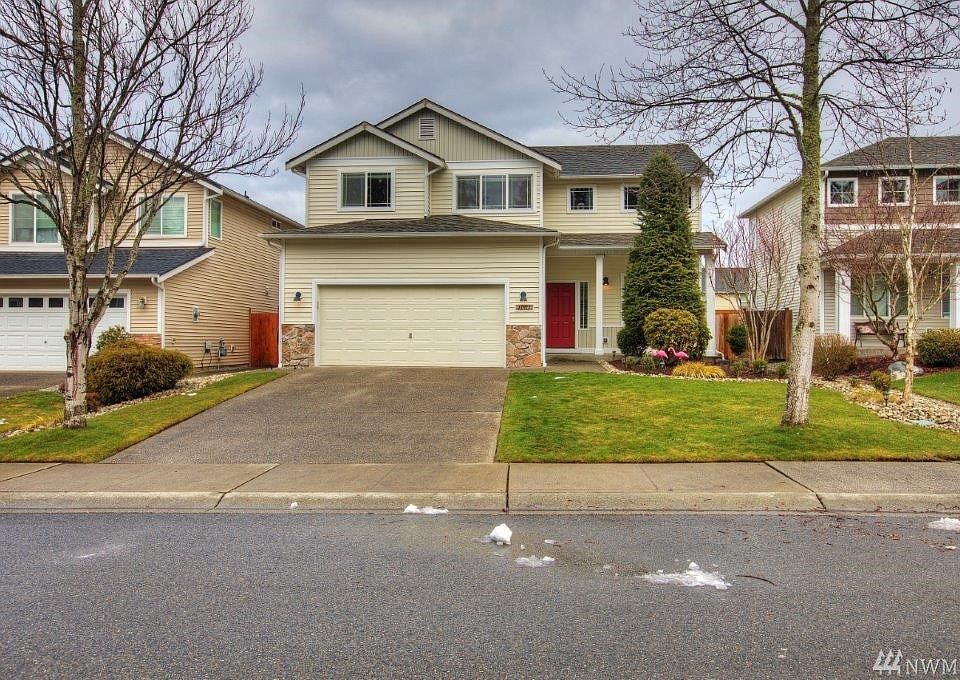 1st image of 13917 176th St E