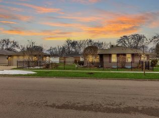 2521 Wisconsin Rd, Rockford, IL 61108