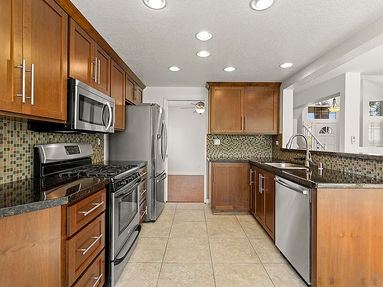 14624 Carmel Ridge Rd — Photo 11