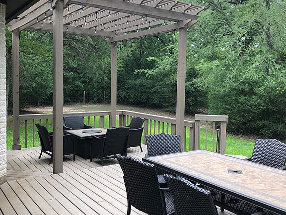Deck/Pergola 