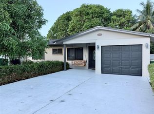 5817 NW 70th Ave, Tamarac, FL 33321