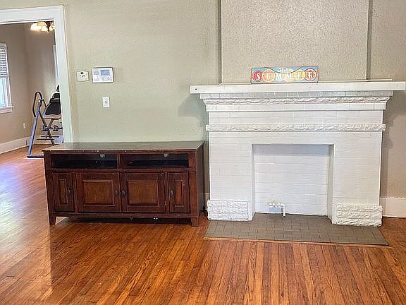 decorative fireplace entry