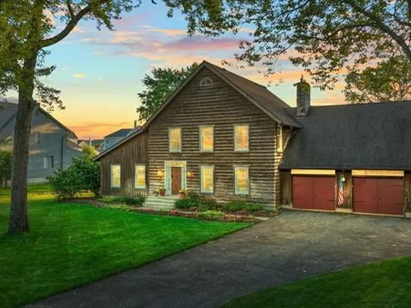 741 Charnwood Dr, Wyckoff, NJ 07481