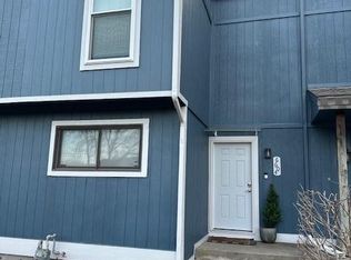 6604 Halsey St, Shawnee, KS 66216