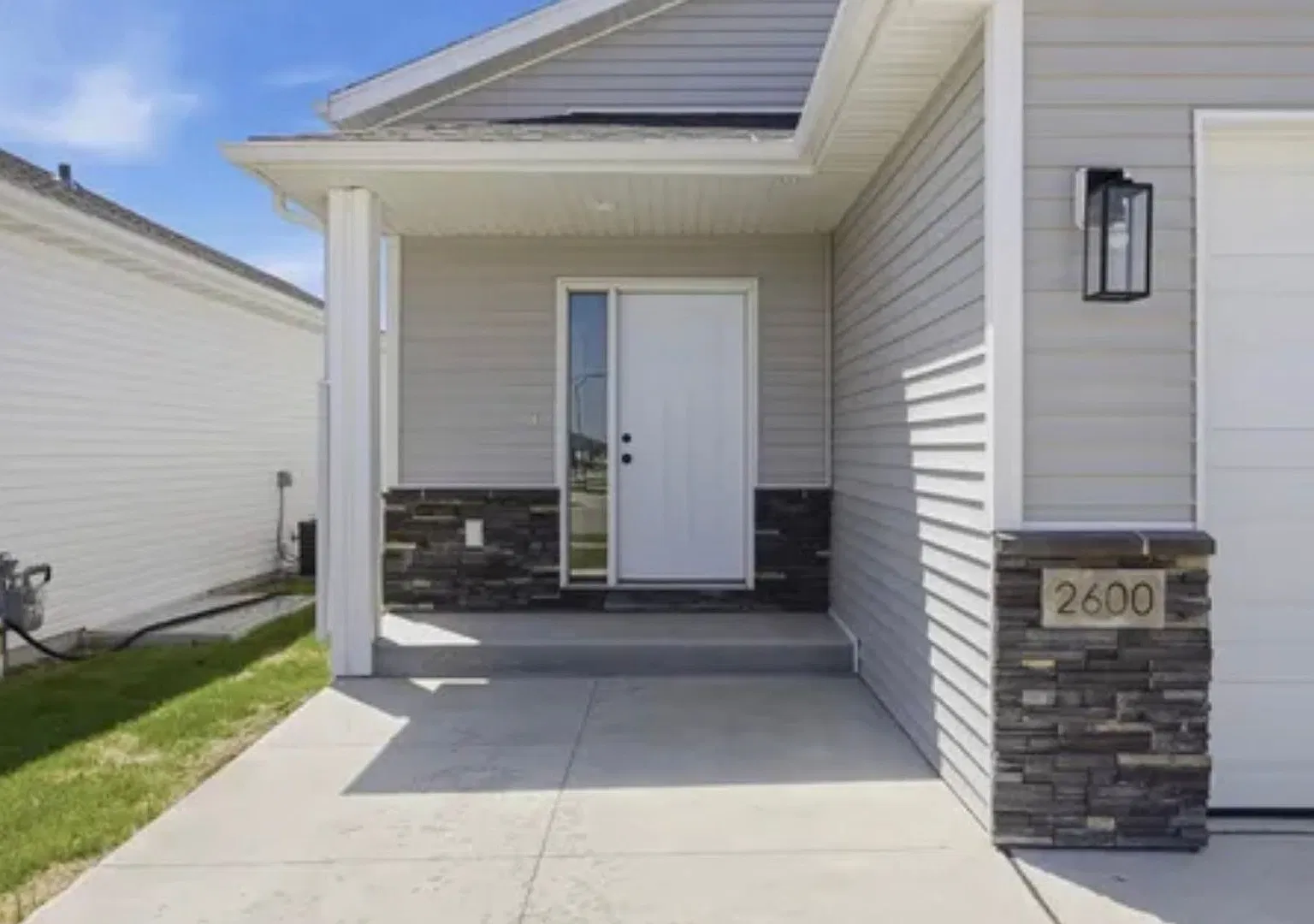 4 Bedroom | 2 Bathroom | 2,606 Sq. Ft. | Fargo, ND — Photo 3