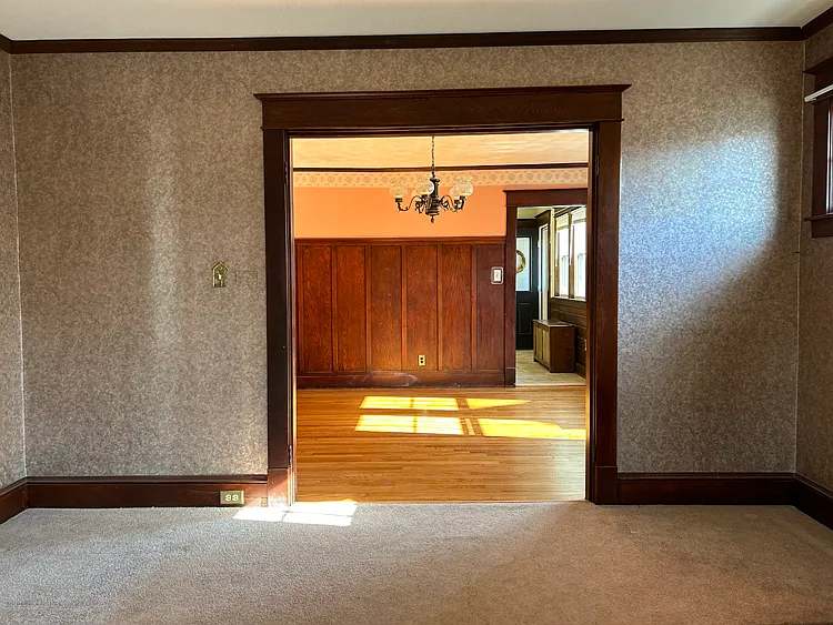 3 bed, 1300 sqft, $1,900 — Photo 4