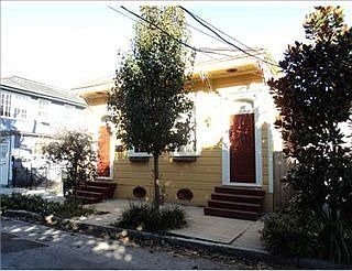 2nd image of 831 Spain St